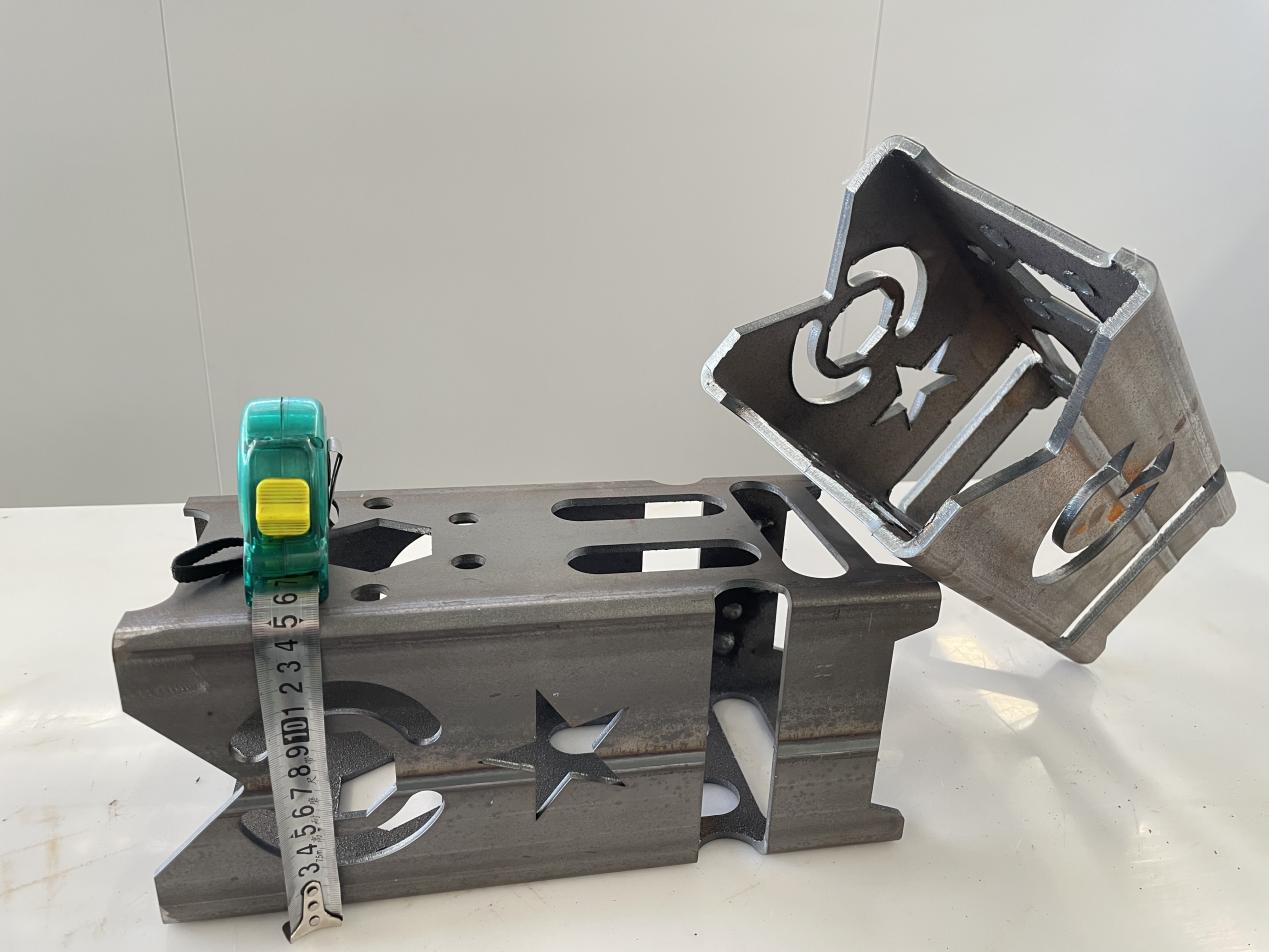 不銹鋼激光切割，做到這一點，徹底解決“毛刺”問題？