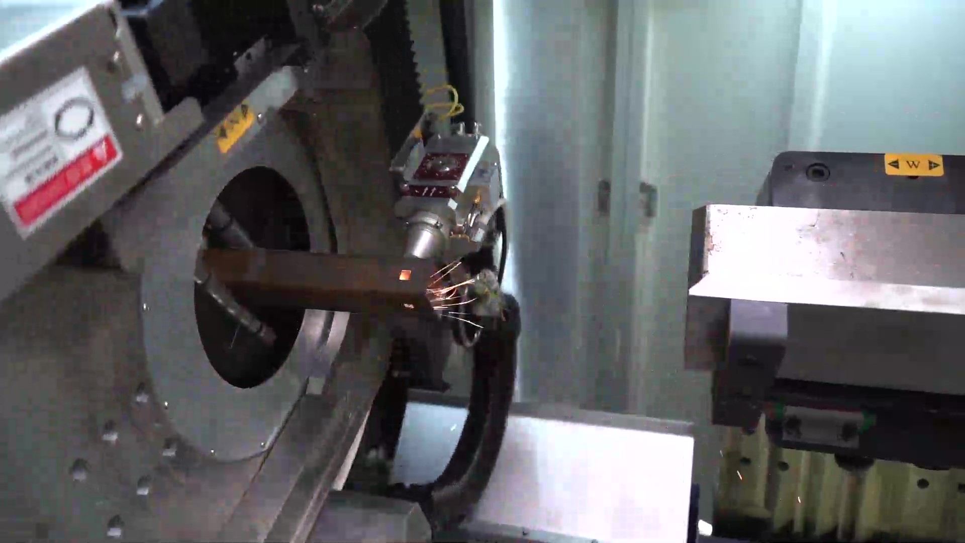 12米切管機切割光伏支架交付全過程